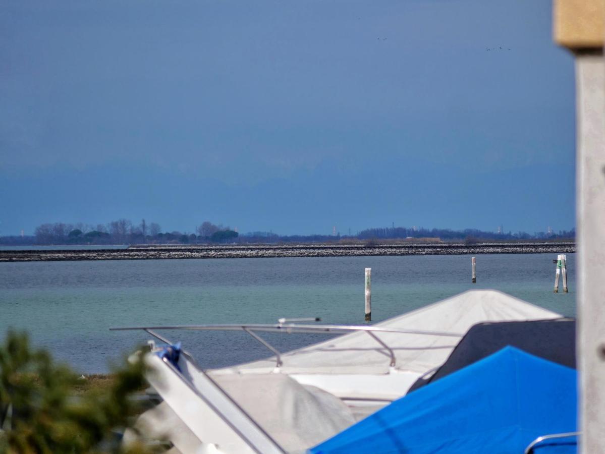 Tuffo In Laguna Silenzioso Bilocale Con Posto Auto กราโด ภายนอก รูปภาพ